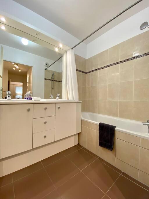 Suite Medicis Near Disneyland 塞里斯 外观 照片